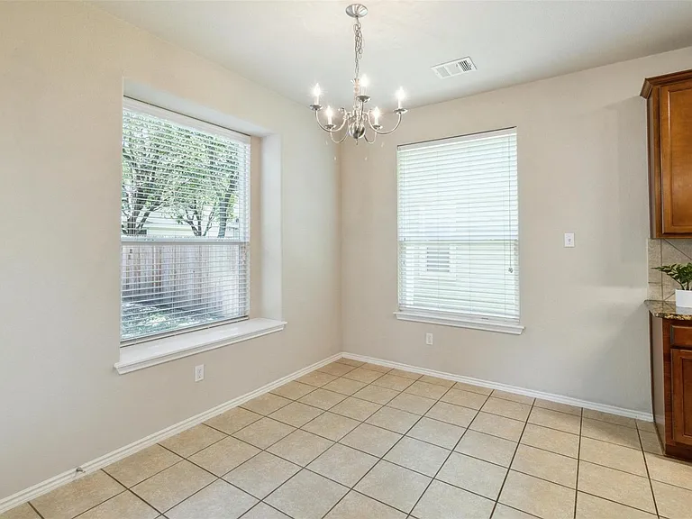 1600 Sugarberry Ln #54 — Photo 9