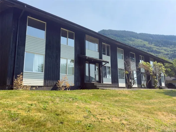 1083 Maquinna Ave #403, Pt Alice, BC V0N 2N0
