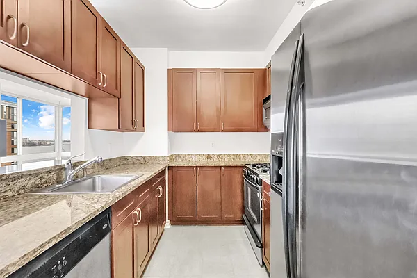 Rented by R New York | media 15