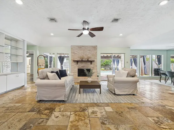 1306 S Kirkwood Rd, Houston, TX 77077