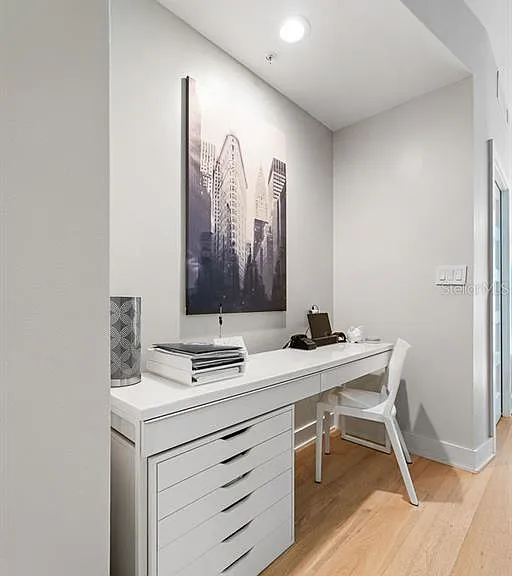 1120 E Kennedy Blvd #612 — Photo 16