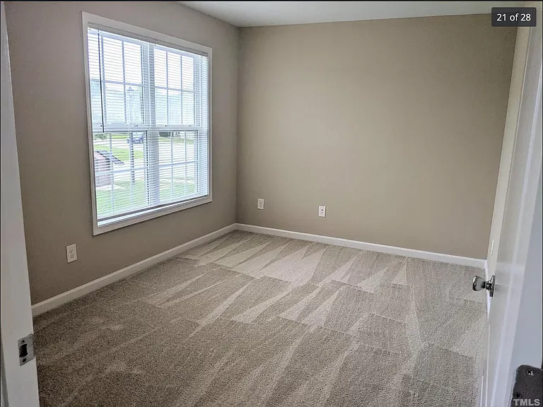 1316 Kershaw Loop #216 — Photo 20
