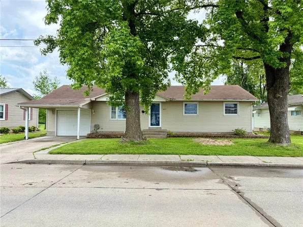 623 Bruce St, Perryville, MO 63775