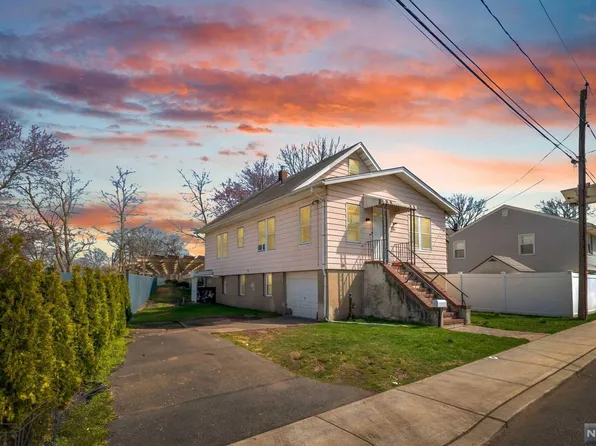40 Sabina St, Little Ferry, NJ 07643