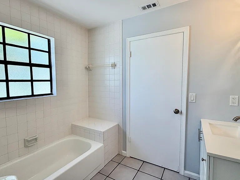 6048 Garrett St — Photo 36