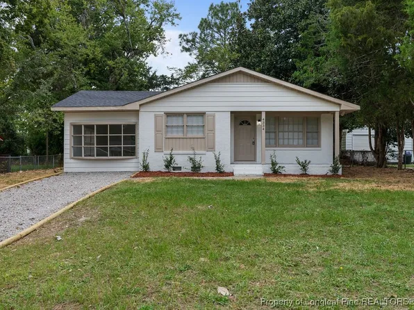 4334 Forestview Dr, Fayetteville, NC 28304