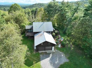 1104 Fish Pond Rd, Wells River, VT 05081
