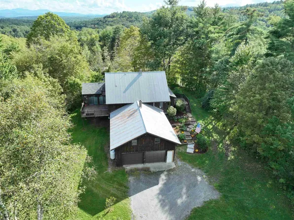1104 Fish Pond Road, Newbury, VT 05051