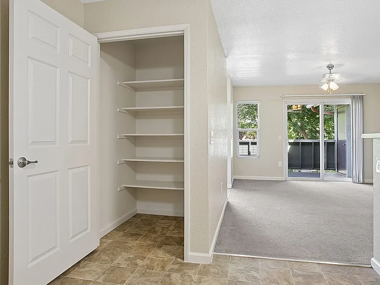 Closet Space | Canyon Springs