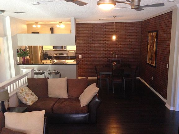 2nd image of 1925 Arbor Lakes Cir