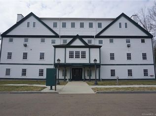 257 Route 80 APT 4C, Killingworth, CT 06419