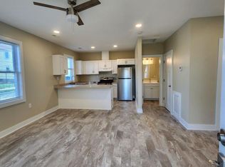 2094 Dowd Ave APT 1, Lakewood, OH