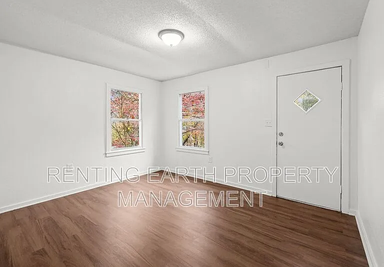 2113 Rambow Ave SW — Photo 15