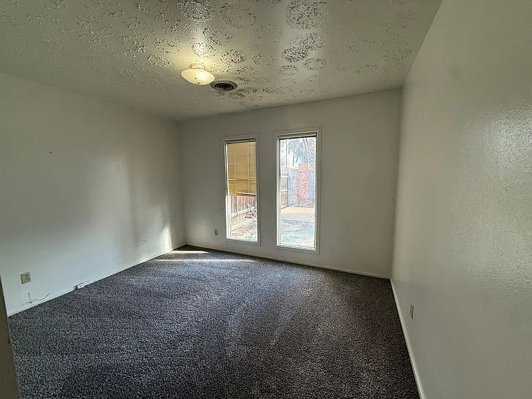 2-2701 Pagewood Ave — Photo 12