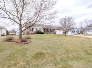 2205 Seville Rd, Kronenwetter, WI 54455