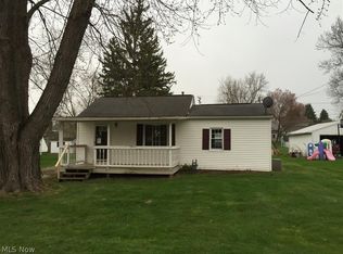 51 E Schultz St, Dalton, OH 44618
