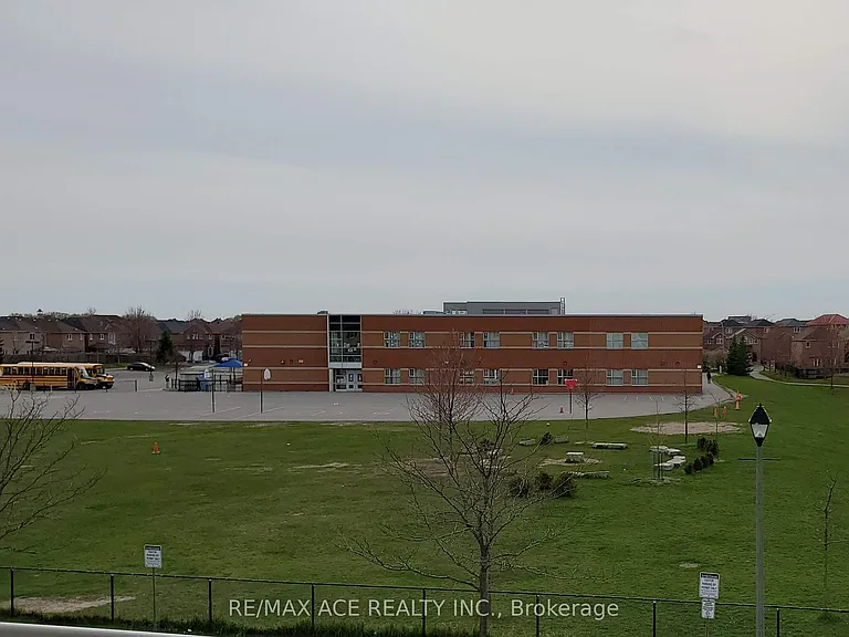 7428 Markham Rd #320 — Photo 23