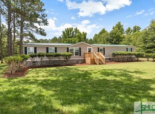 1310 Lee Rd, Pembroke, GA 31321