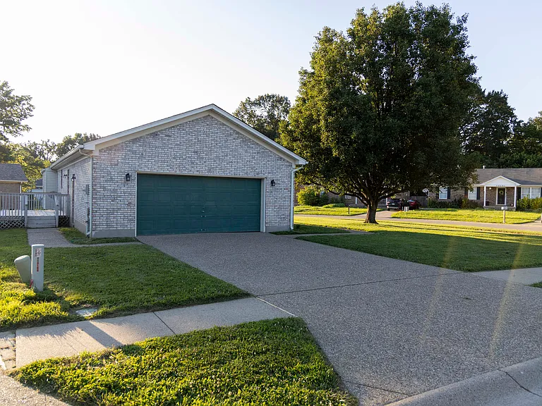 3908 Birch Leaf Ct — Photo 10
