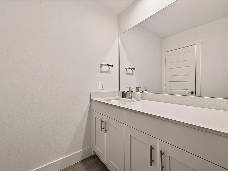 3415 Dursley Landing Ct — Photo 19