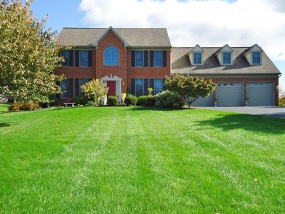 624 Spring Hollow Dr, New Holland, PA, 17557