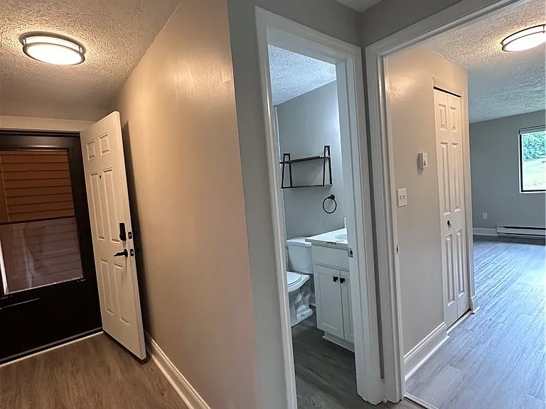 335 Village Blvd N — Photo 5