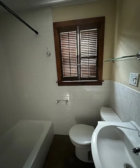 13 Wright Ave — Photo 13
