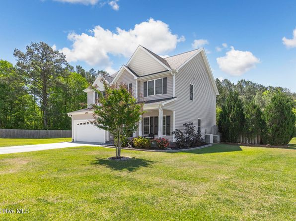 506 Newhan Court, Hubert, NC 28539