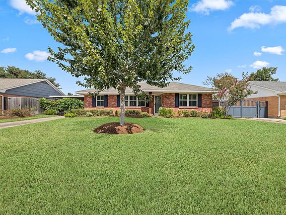 2nd image of 2127 Lazybrook Dr