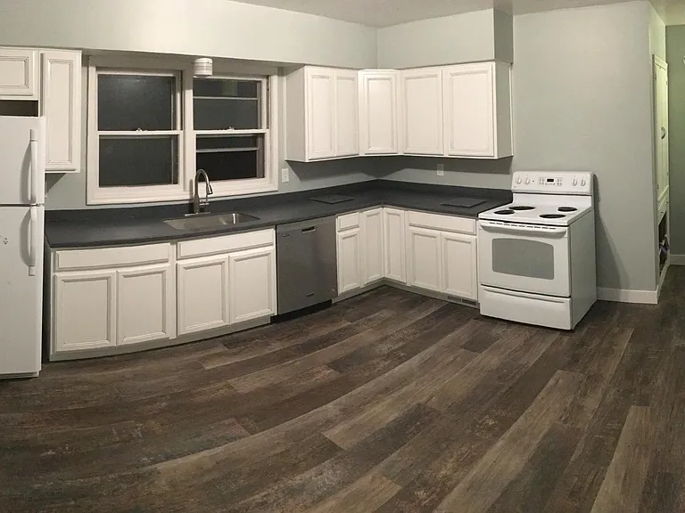 3751 Eccles Ave — Photo 9