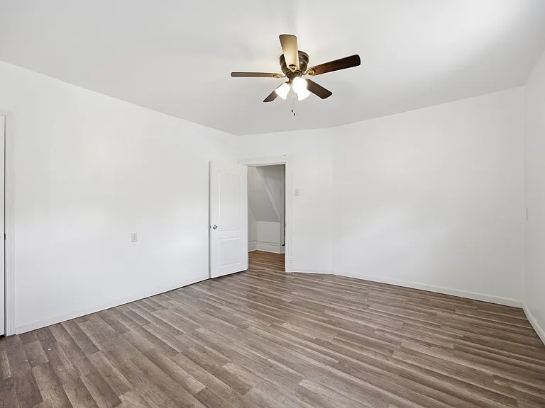 2822 Salisbury St — Photo 34