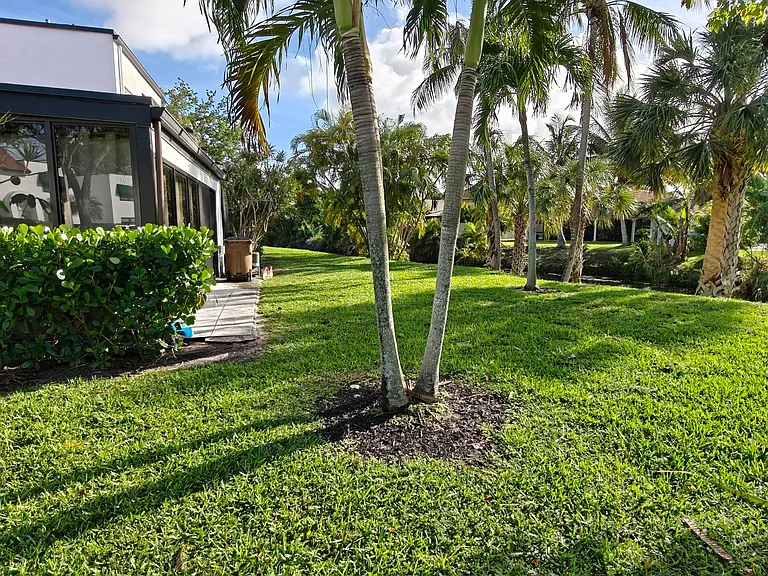 385 NW 36th Ave — Photo 32