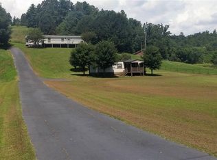 3205 Warrior Rd, Lenoir, NC 28645