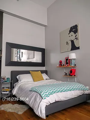 Rented by Manhattan Management LLC | media 40