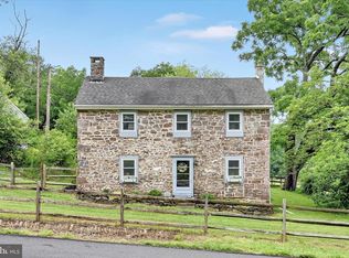 321 Garey Rd, Douglassville, PA 19518