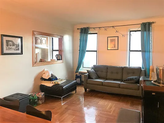 Rented by Lang Realty LLC | media 7