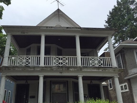 2nd image of 918 Park Ave