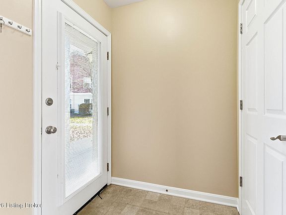 3rd image of 6501 Brook Bend Way Unit 124