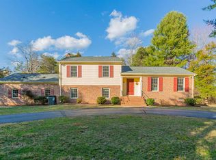 2540 Cedar Ridge Ln, Charlottesville, VA 22901