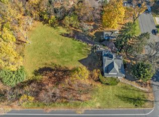 22 Broadway, Greenlawn, NY 11740