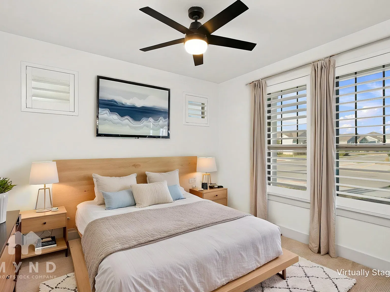 4 bed, 3.0 bath, 2405 sqft, $3,195 — Photo 3