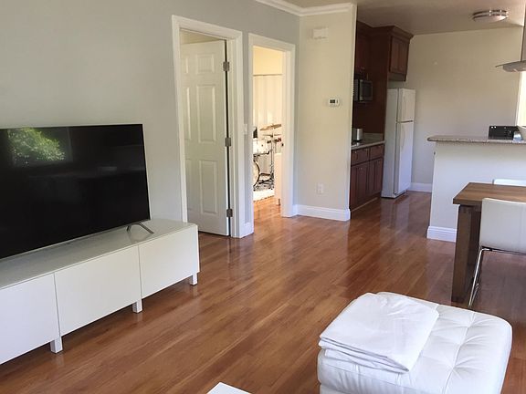 4th image of 1232 Hollenbeck Ave #A
