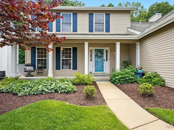 17282 Hilltop Ridge Dr, Eureka, MO 63025