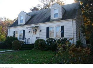 72 Hemlock St, Manchester, CT 06040