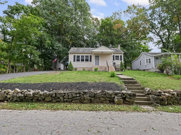11 Norwood Road, Patterson, NY 12563