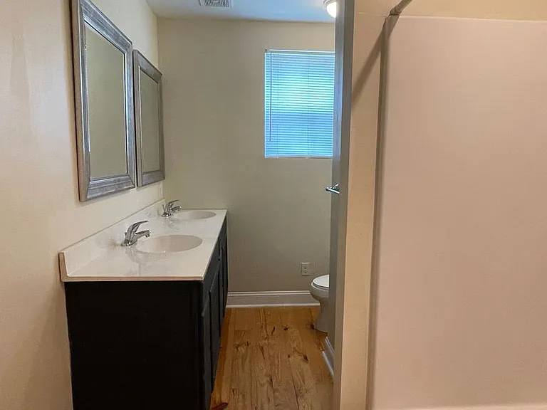 420 Virginia St — Photo 16
