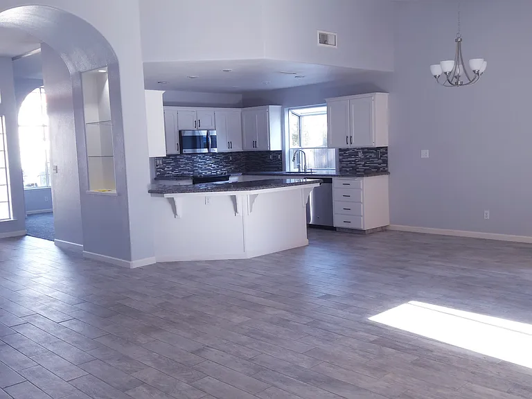 1857 E Lester Ave — Photo 5