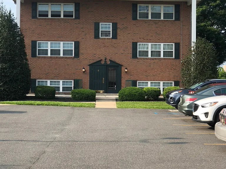 Garden of Eden Aapartments — Photo 2