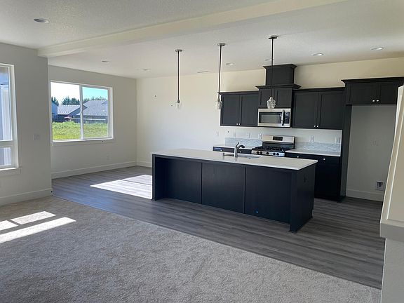 3rd image of 11008 NE 135th Ave