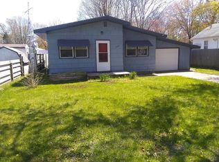 1427 Rose Ave, Benton Harbor, MI 49022